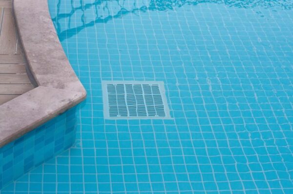 cost to drain and refill pool